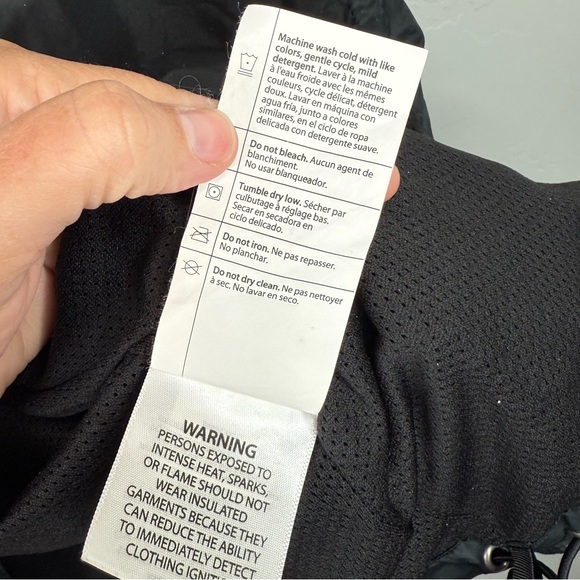 Carhartt Men’s Rockford Jacket Nylon Rain Jacket Mesh Lined Black Size Medium - Picture 6 of 10